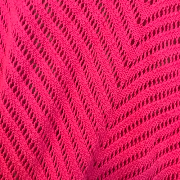Pink sweater - Picture 3 of 3